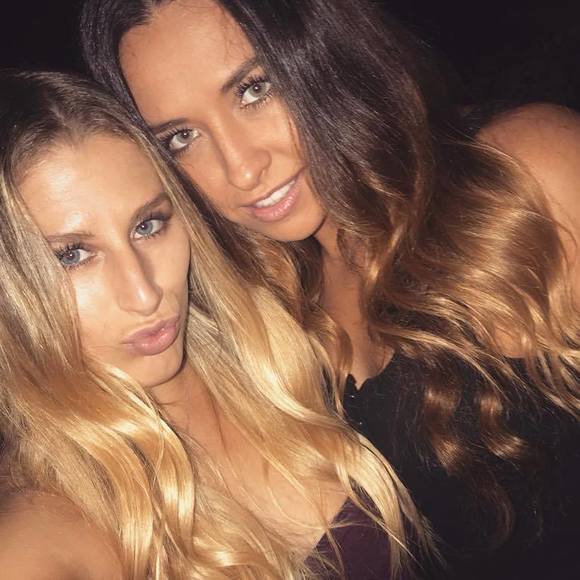 Meet your Posher, Aeriel - Picture 1 of 1